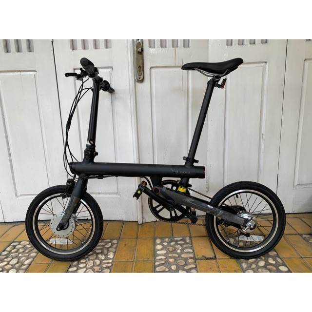 Qicycle EF1 - Sepeda Listrik Lipat