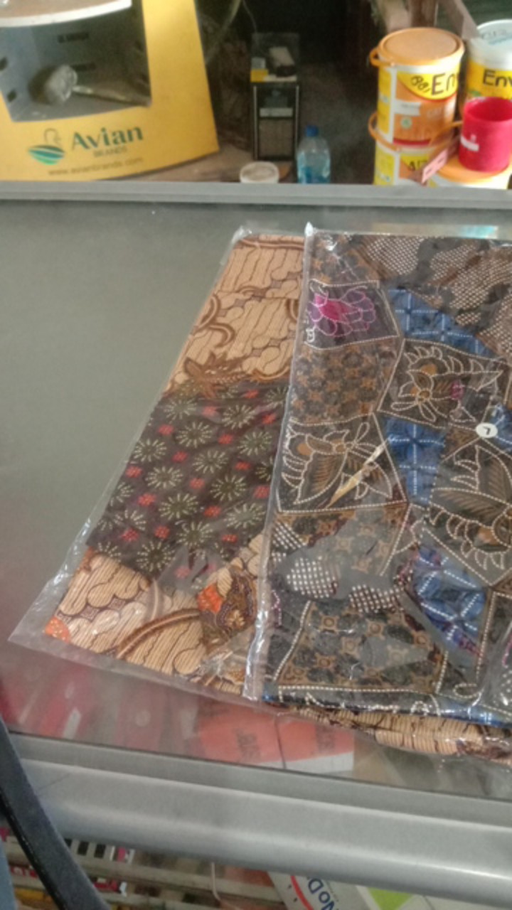 Hem Kemeja Baju Batik Lengan Pendek Fashion Pakaian Kerja Pria Cowo Cowok Laki Laki Pekalongan