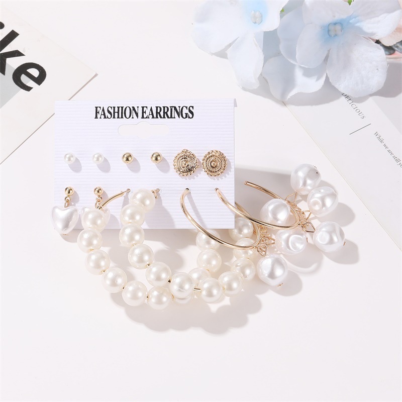 6 Pasang / set Anting Bentuk Lingkaran Besar Hati Aksen Mutiara Gaya Eropa Amerika Serikat