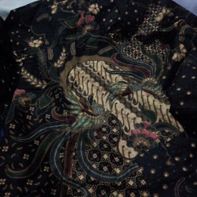 Batik Solo Kemeja Batik Panjang Krido Wibowo Senojoyo Batiksoloamanah 155.000