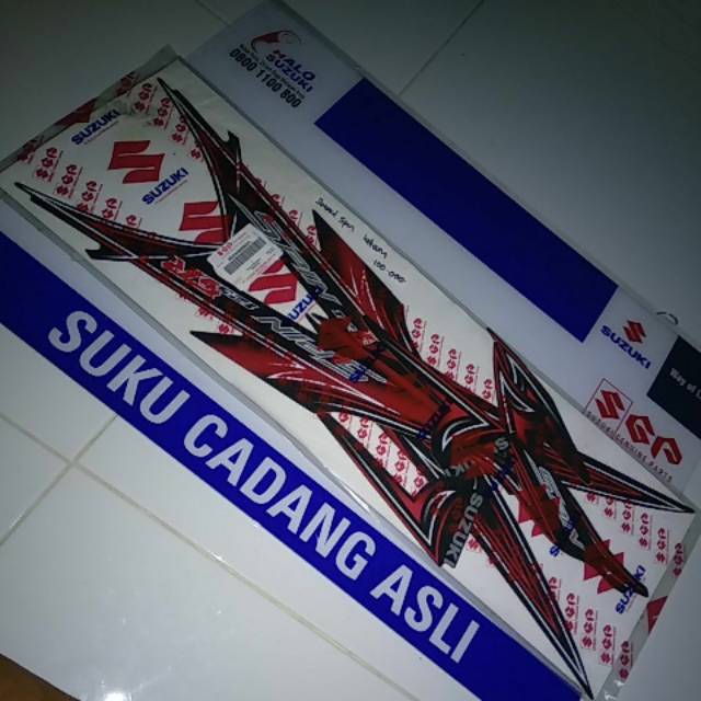 striping suzuki spin hitam. original SGP.