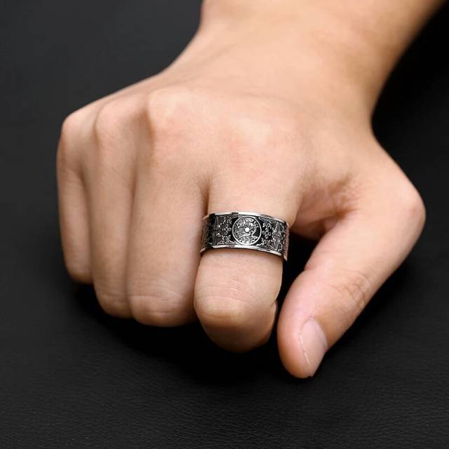 Cincin cowok naga titanium pria keren