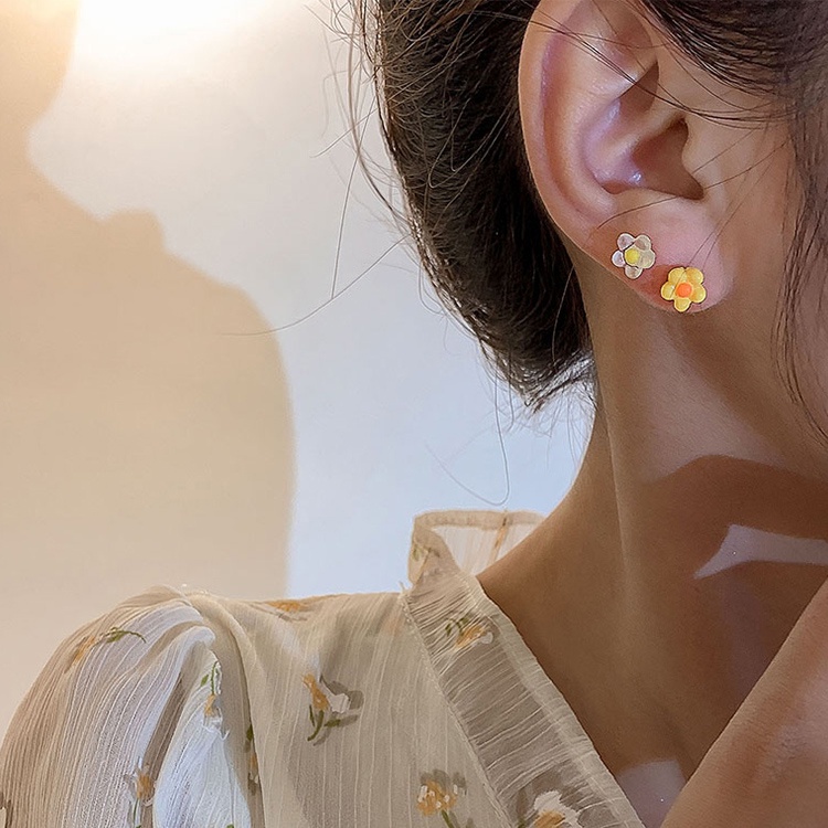 AY(CN) Set Anting Stud Desain Bunga Butterfly Warna-Warni Aksen Mutiara Bahan Keramik Gaya Korea Untuk Wanita