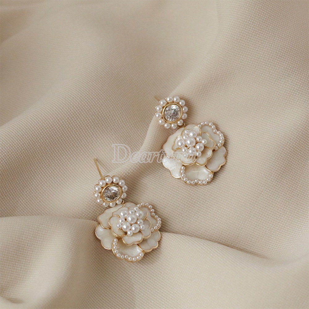 Pearl Camellia Earrings Temperament Earrings Silver Needle Stud Earrings Women