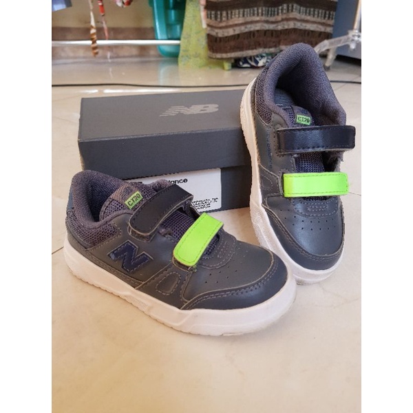 SEPATU ANAK NEW BALANCE CT 20 GREY