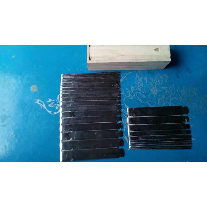 alat pahat ukir kayu manual plus kotak simpan