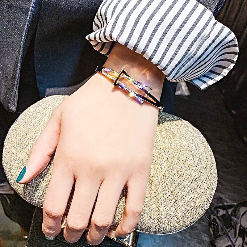 Temperamen Gelang Wanita Titanium Steel Berlian Bracelet Gaya Korea Untuk Hadiah-4