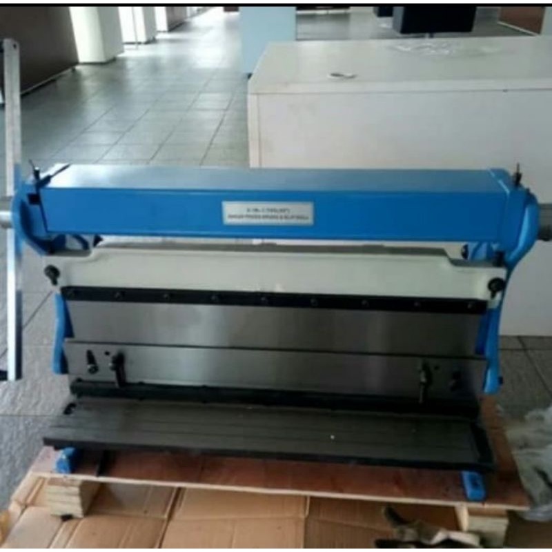 mesin roll plat besi manual 1,5 x 1320 mm alat tekuk plat besi manual