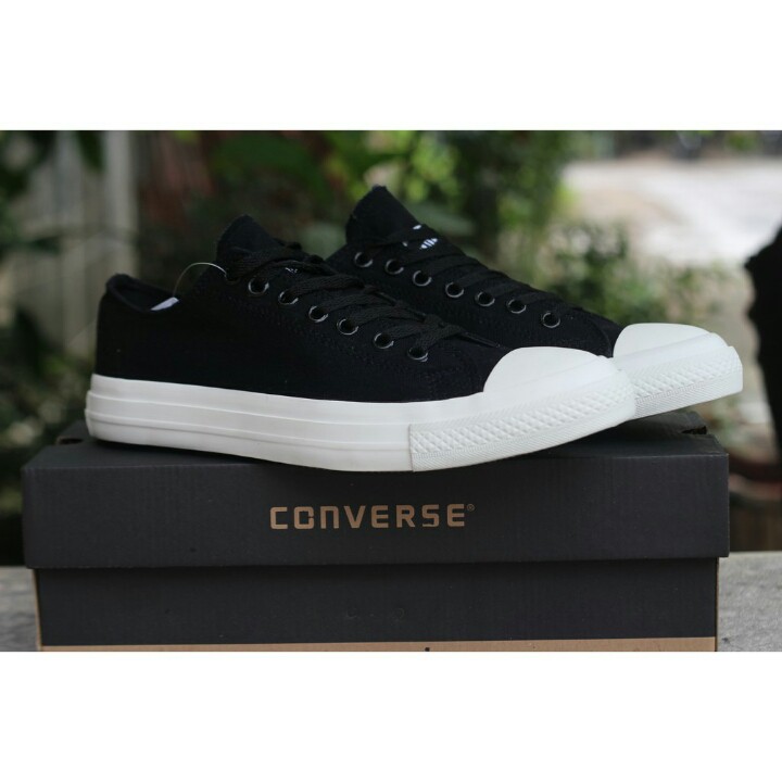 Sepatu Converse All Star Classic Chuck Taylor II hitam low/black/sepatu Sekolah