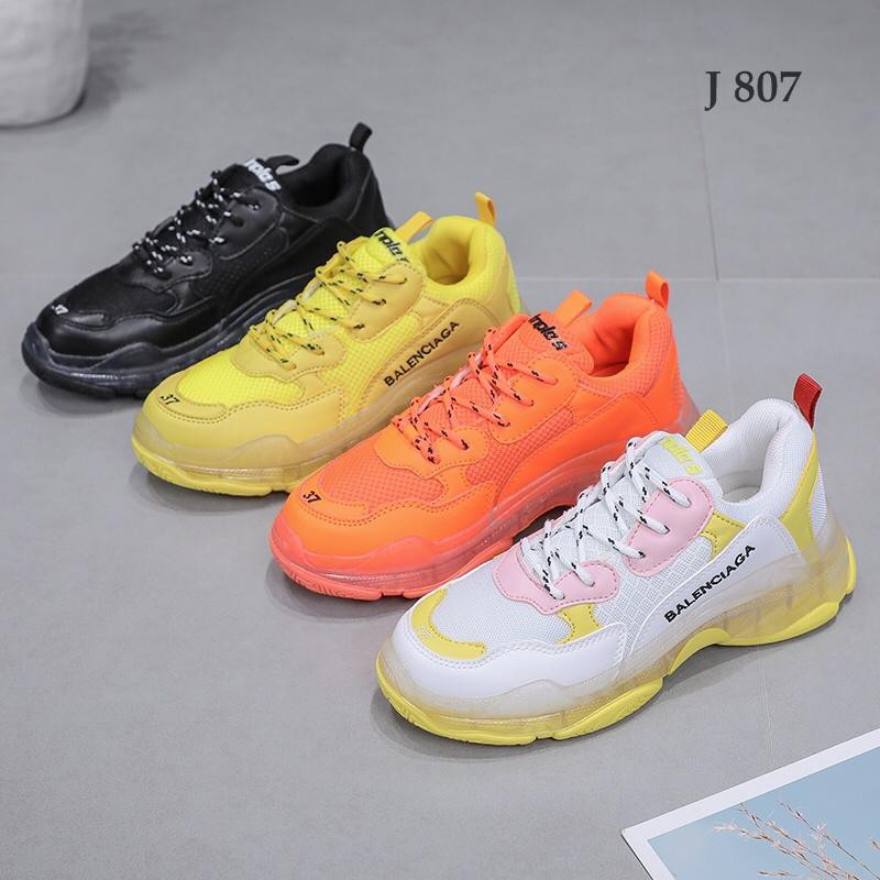 Supplier Sepatu Balenciaga Women Sneaker Triple S Semi Ori 807