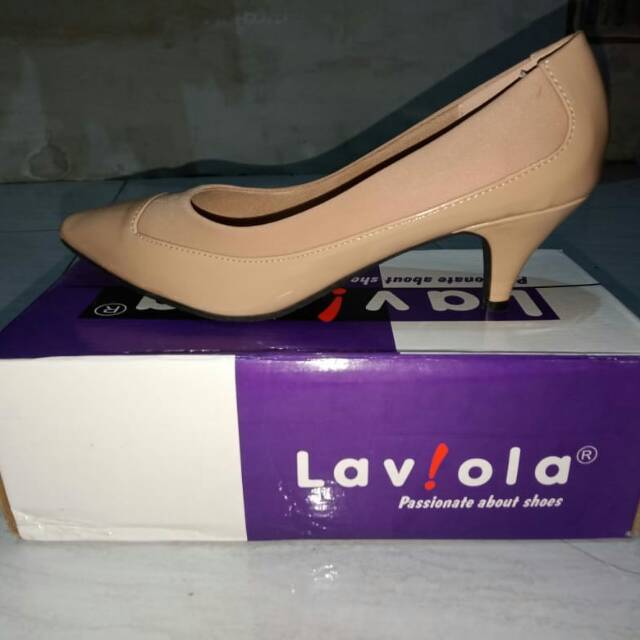 Sepatu wanita Merk Laviola size 38
