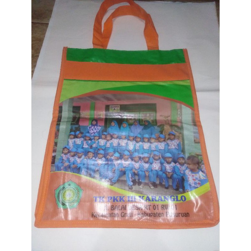 

tas kelulusan sekolah / tas ulang tahun