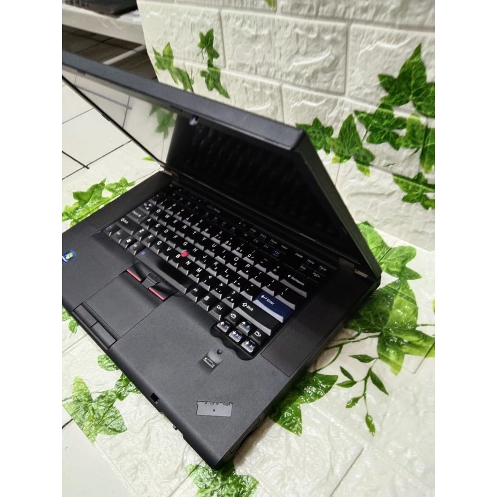 LENOVO THINKPAD W510 INTEL CORE i7 GEN 1 4GB RAM - 320GB HDD