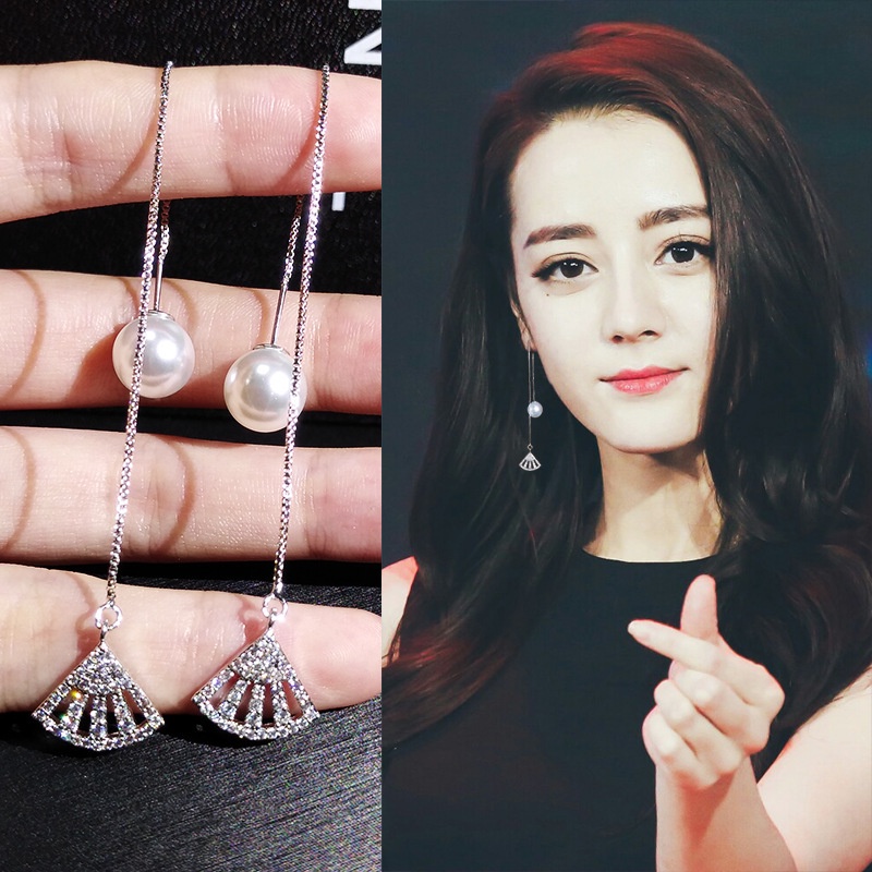 925 rumbai kipas berbentuk telinga panjang garis Korea temperamen anting-anting wanita anting-anting