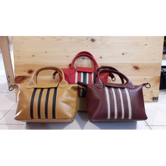 Tas wanita , produksi minang kayo padang panjang