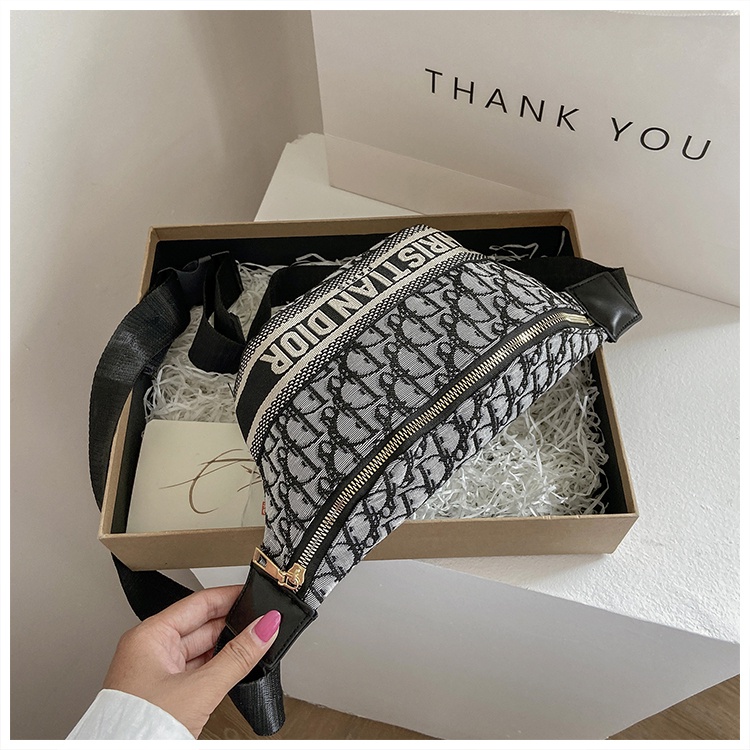 (2Pc Bisa 1Kg)GTBI998876720 New arrival  !!! Tas Pinggang  Wanita Import Premium