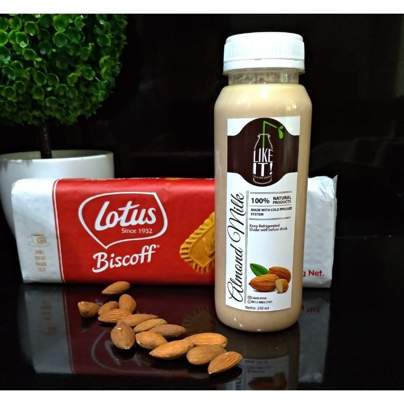 

Almond Milk/ Susu Almond Regal/ Biscoff Latte