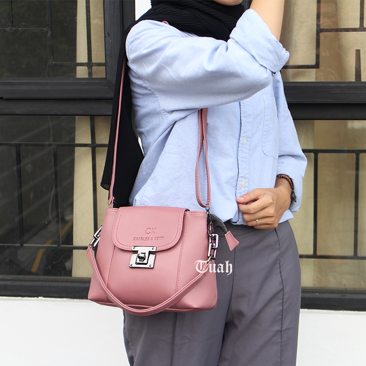 TUAH SLIMBAGS ( NEW ) SL CKA 2 Ruang Series High quality / CKA -47 / Tas Selempang Wanita Terbaru Kekinian &amp; Terlaris / Tas Jinjing Wanita/ Tas Pesta / Tas kantor/ Tas Ibu Ibu