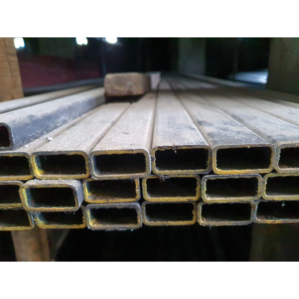 PIPA KOTAK HITAM HOLO PLAT BESI 20 X 40 MB (1.3 MM)