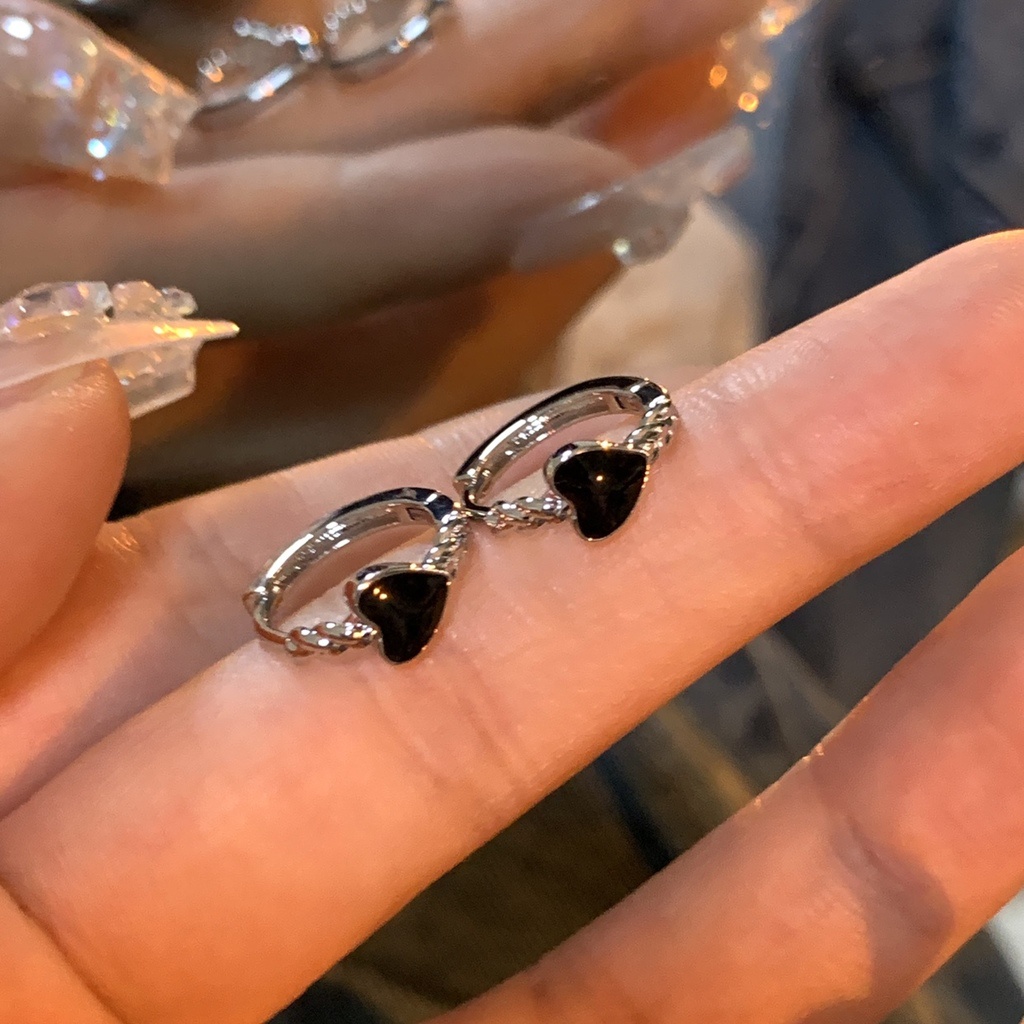 Anting Bentuk Hati Untuk Aksesoris