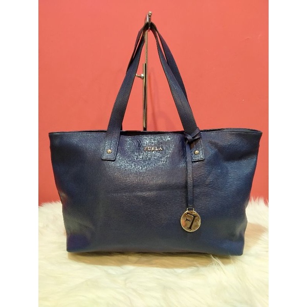 tas tote bag furla navy second brand preloved seken