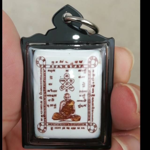 Locket Lp Hong
