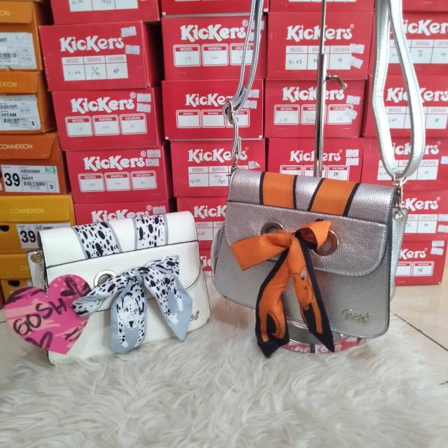 Tas selempang Gosh