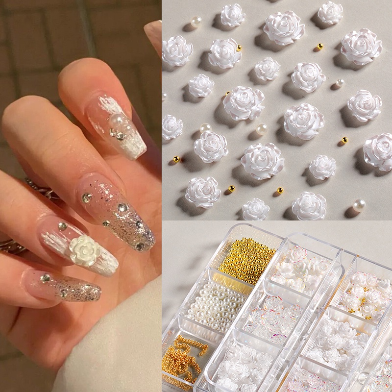 Bunga Resin Warna Putih Dengan Manik-Manik Emas Untuk Dekorasi Nail Art