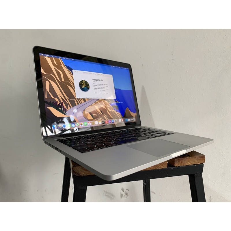 macbook pro 2015 retina 13inch  mf839 8/128gb mf841 16/512gb