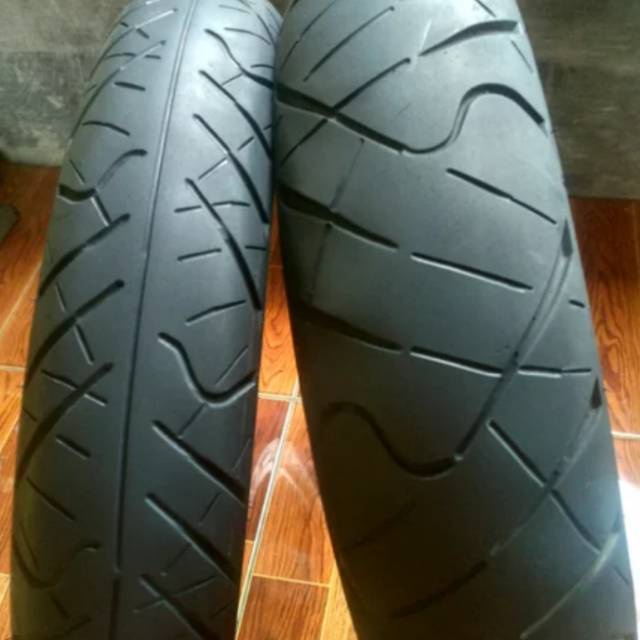 SEPASANG BAN MOTOR COPOTAN SECOND BEKAS RING 17 COCOK BUAT R15 BYSON SCORPIO