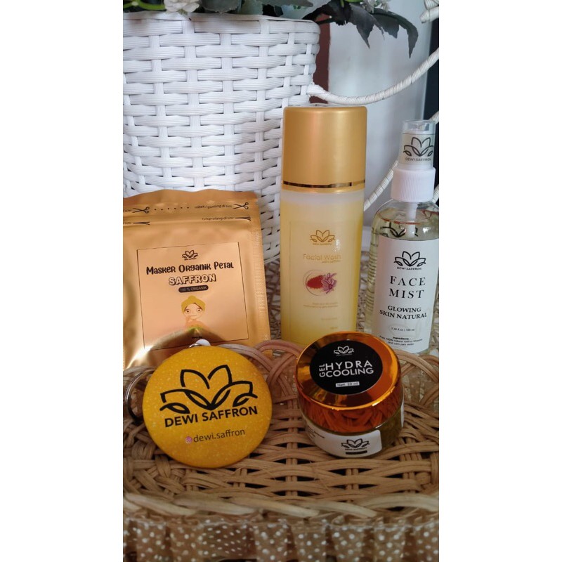

Sepaket Dewi Saffron (lengkap)