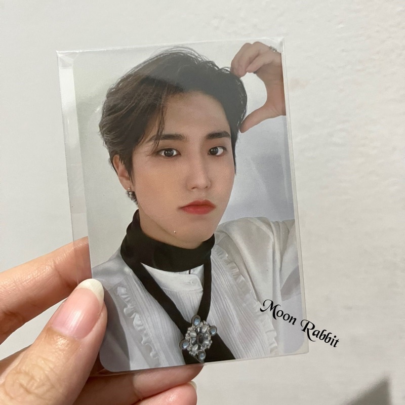 Stray Kids Han nacific r12 Photocard Pc