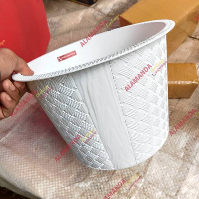 Pot anyam, Pot plastik model anyam, Pot plastik ukuran 25