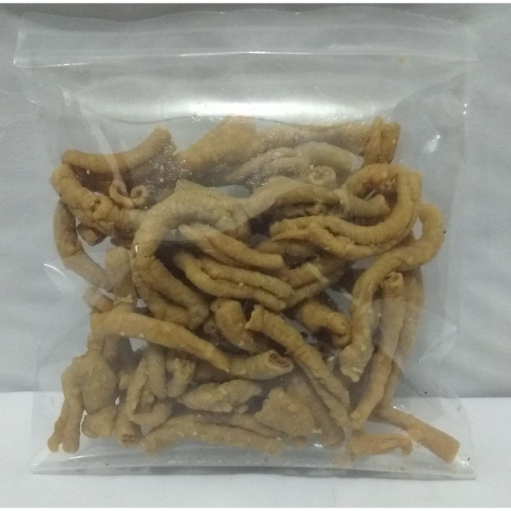 

Oleh Oleh Khas Solo Keripik Usus Ayam Kemasan 100 gram / ragam snack enak / cemilan murah / jajanan