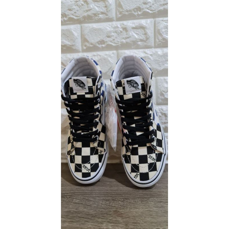 checkered vans 8.5