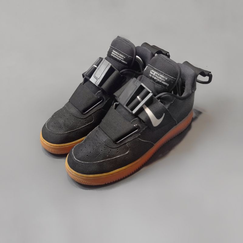 Nike Air Force 1 Mid Utility