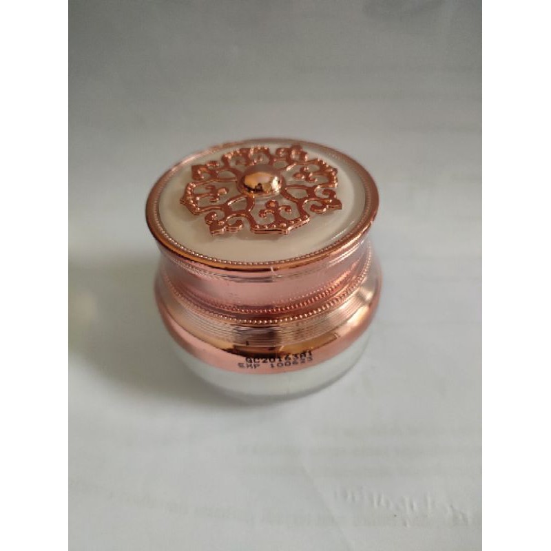 

Glowing gel premium