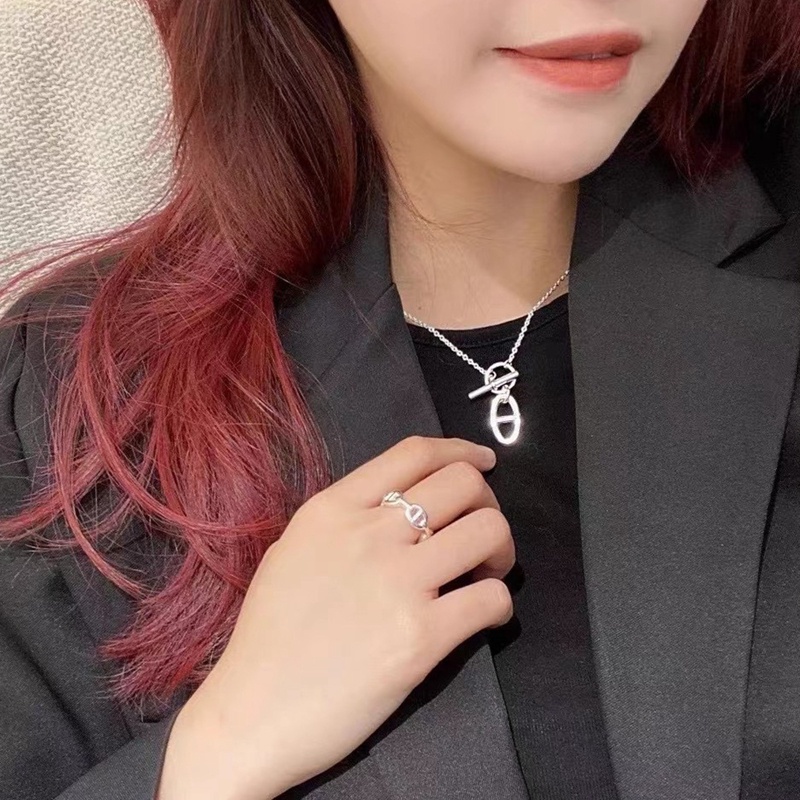 Kalung Rantai Liontin Bahan Metal Gaya Punktrendy Untuk Wanita
