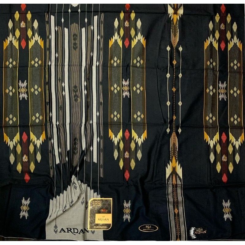 Sarung Ketjubung Ardan SGJ Gold Khusus Hitam