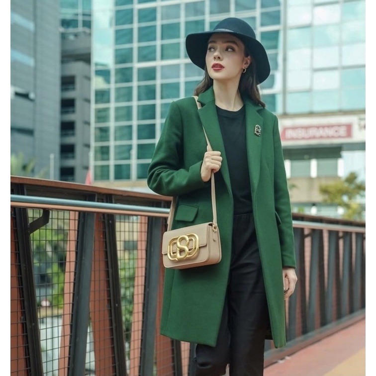 preloved briana bag buttonscarves