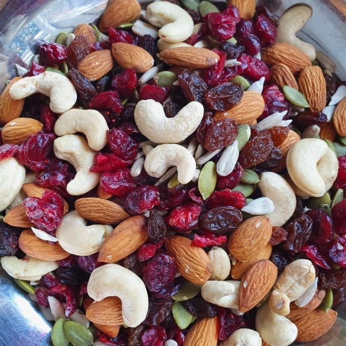 

Mix nuts n fruits 250gr