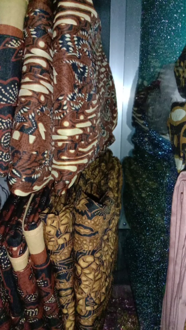 Rok Plisket Wiru Depan Dewasa