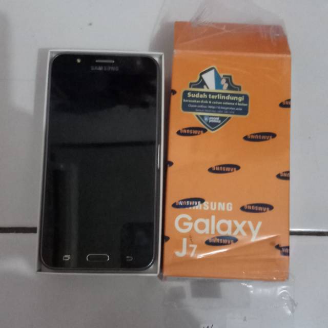 Samsung J7 (second) tahun 2015
