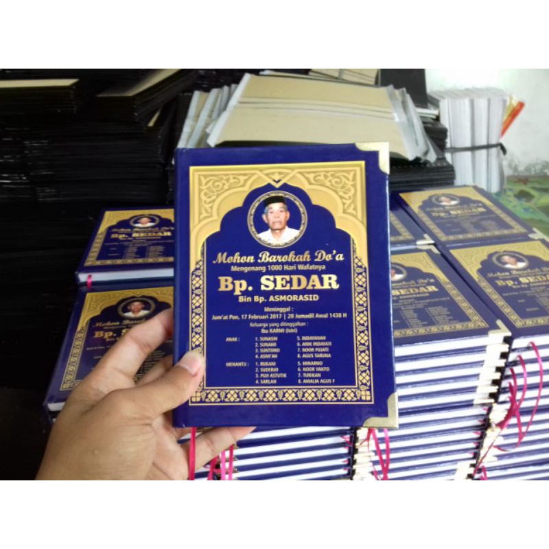 BUKU YASIN HARDCOVER(cover CUSTOM) ISI 144 HALAMAN.