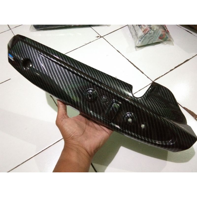 tameng knalpot ori yamaha xeon karbu carbon hitam