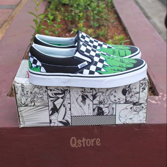 Vans slipon checkerboard X marvel ( Hulk ) ORIGINAL