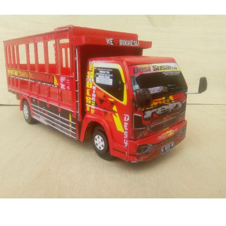 Baru Kejutan  miniatur truk ayam mirip asli