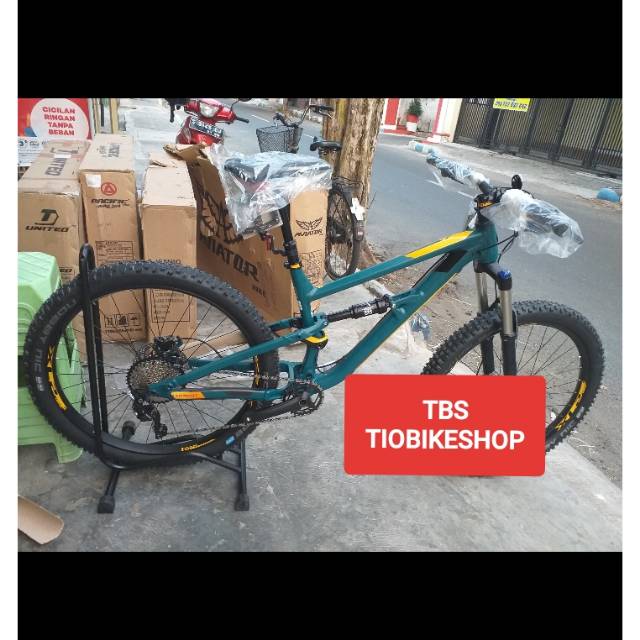 Sepeda MTB 27.5 inch Polygon Siskiu T7 TERBARU FREEONGKIR