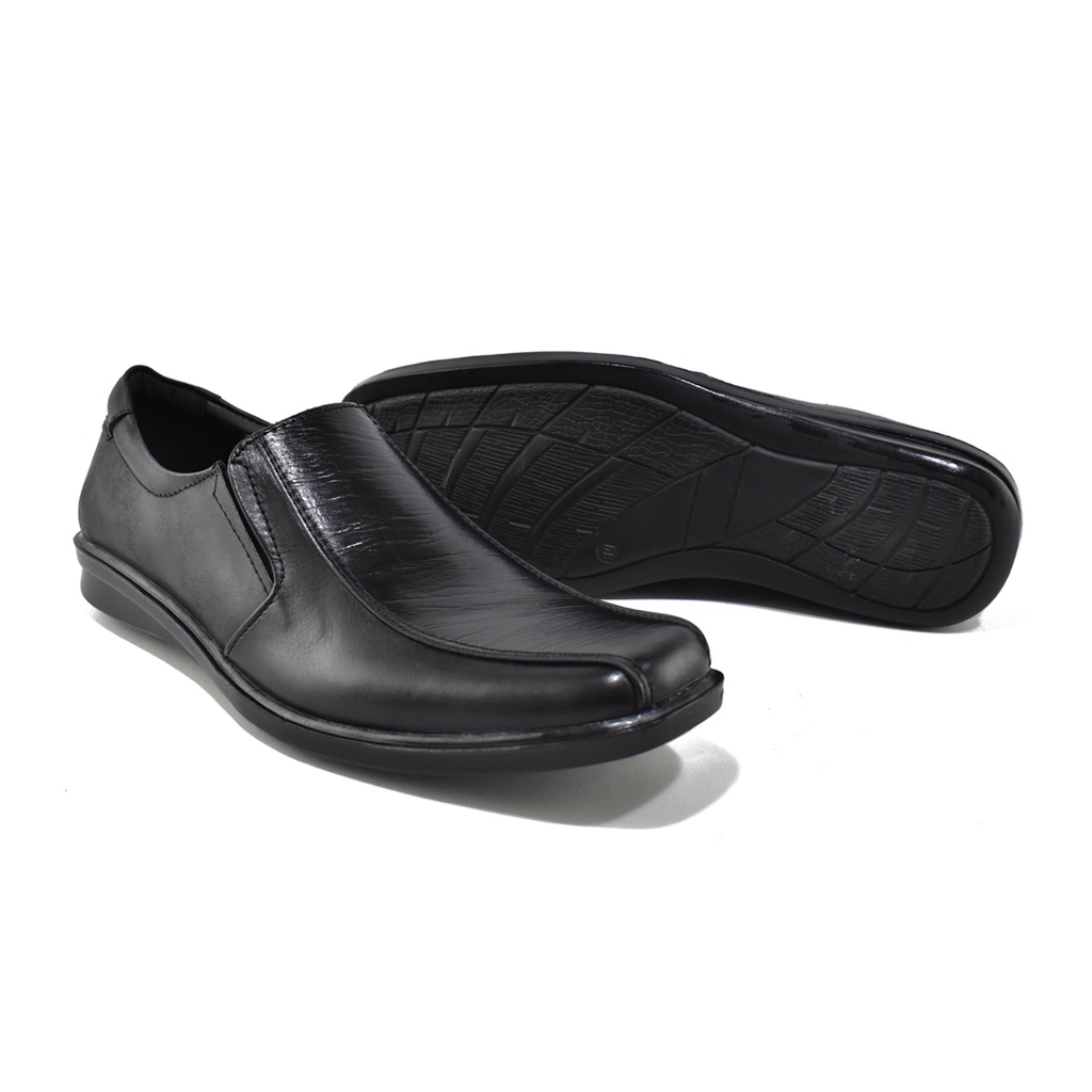 Sepatu Pantofel Pria Slip On Kulit Asli Formal Terbaru GRUTTY DC007 Hitam