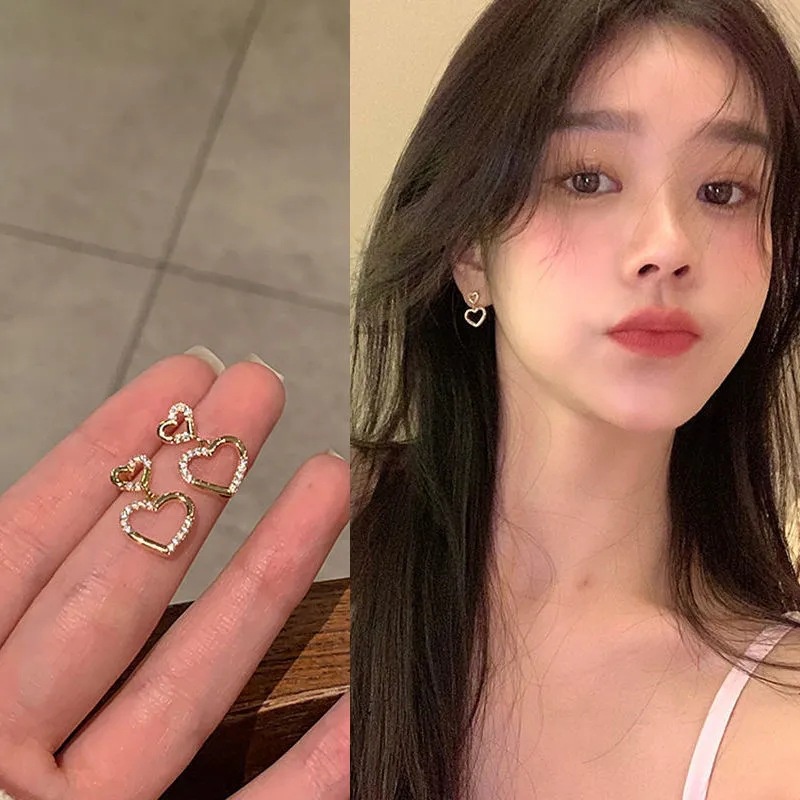 Anting Stud S925 Silver Needle Aksen Mutiara Bentuk Hati Gaya Korea